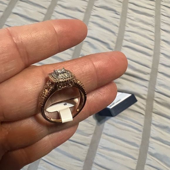 1/4 CTTW Genuine Diamond Ring - Picture 5 of 10